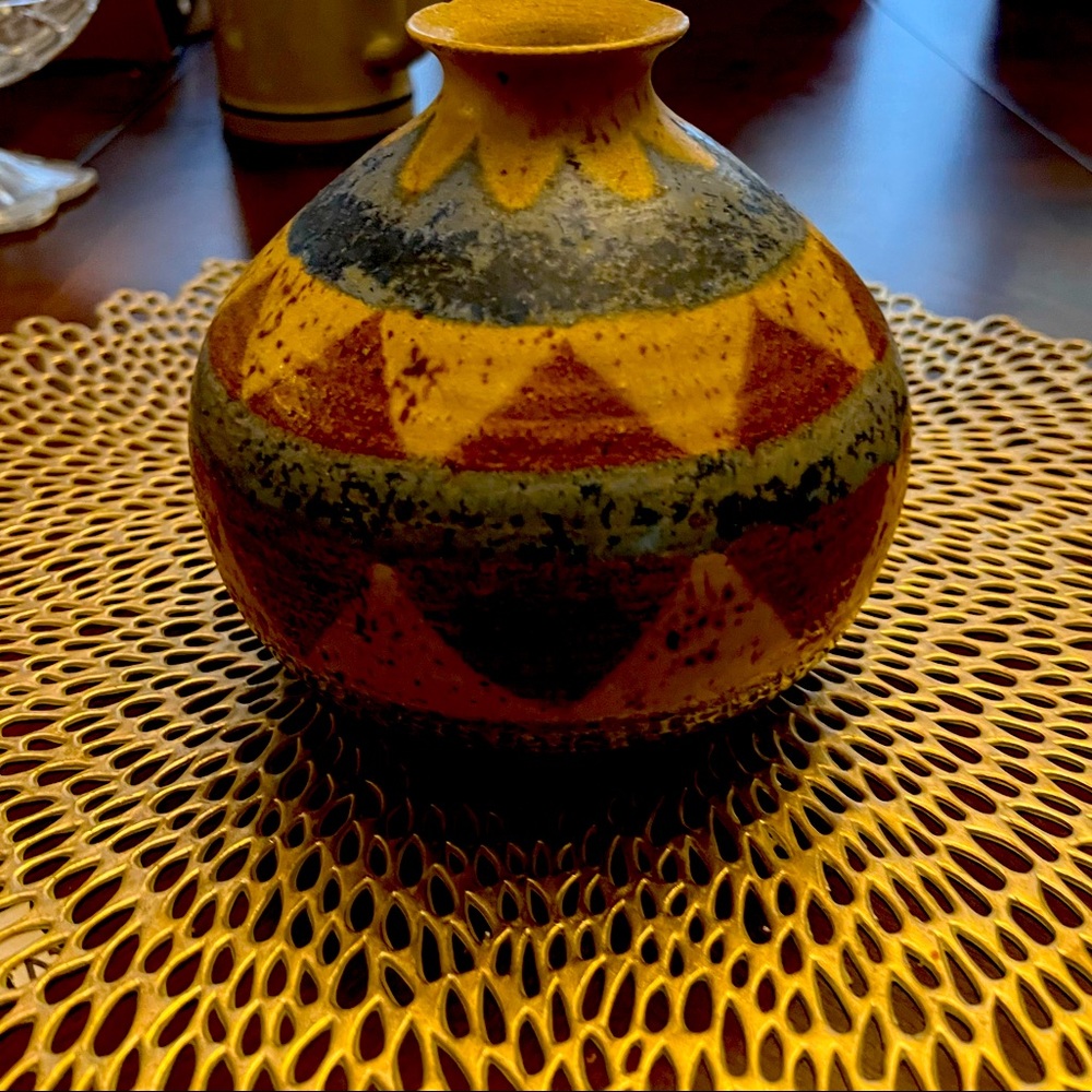 Clay pot